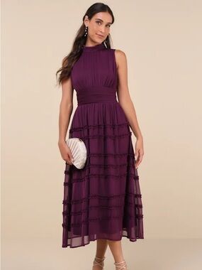 NWT w/defect Lulus Happily Sweet Purple Mock Neck Backless Midi Dress. Small